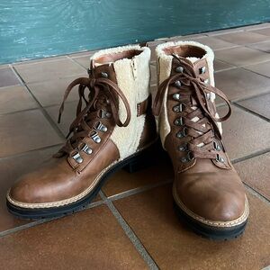 Faux fur and leather boots, slightly worn but still in great shape!